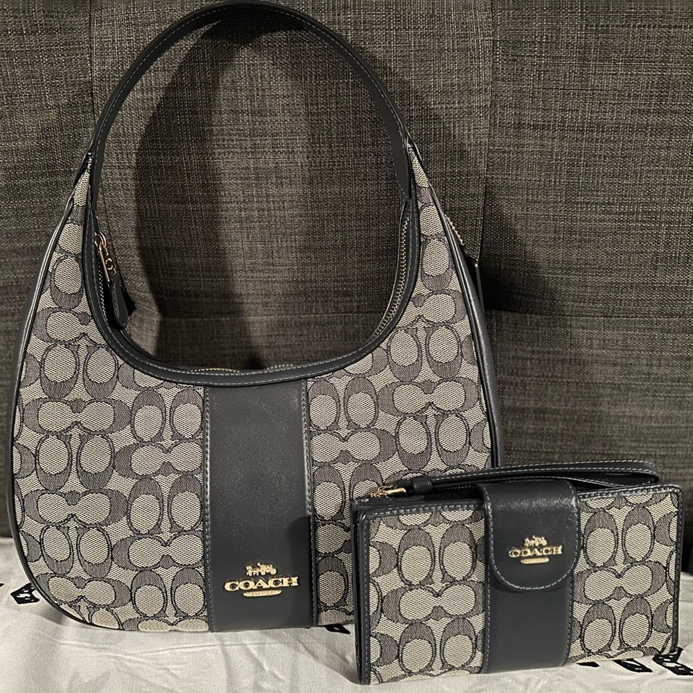 Coach Midnight Navy Carmen Signature Hobo Bag and Matching Wristlet Wallet Set